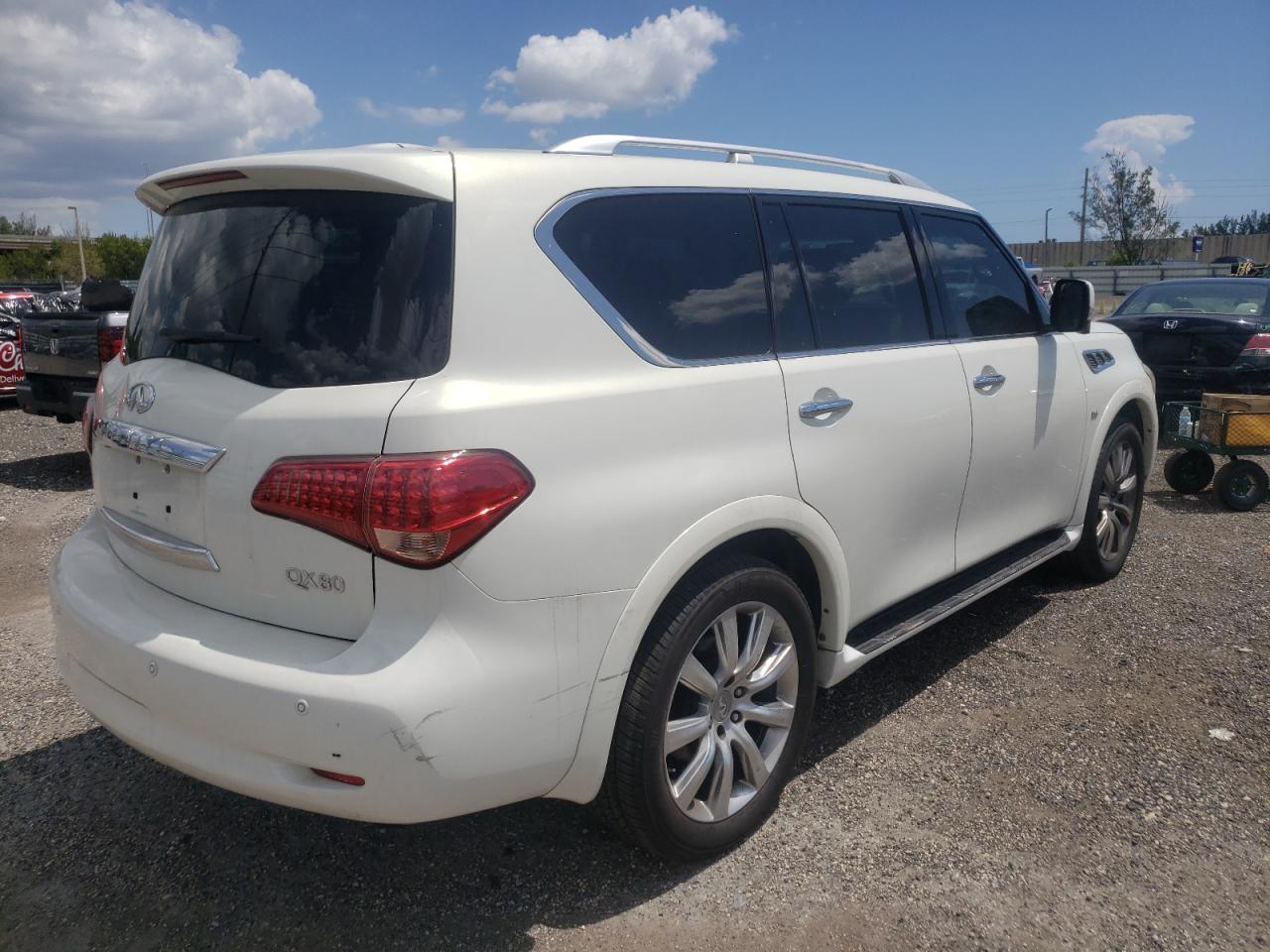 Photo 4 from auction – 2014 INFINITI QX80 with VIN JN8AZ2NE2E9062968