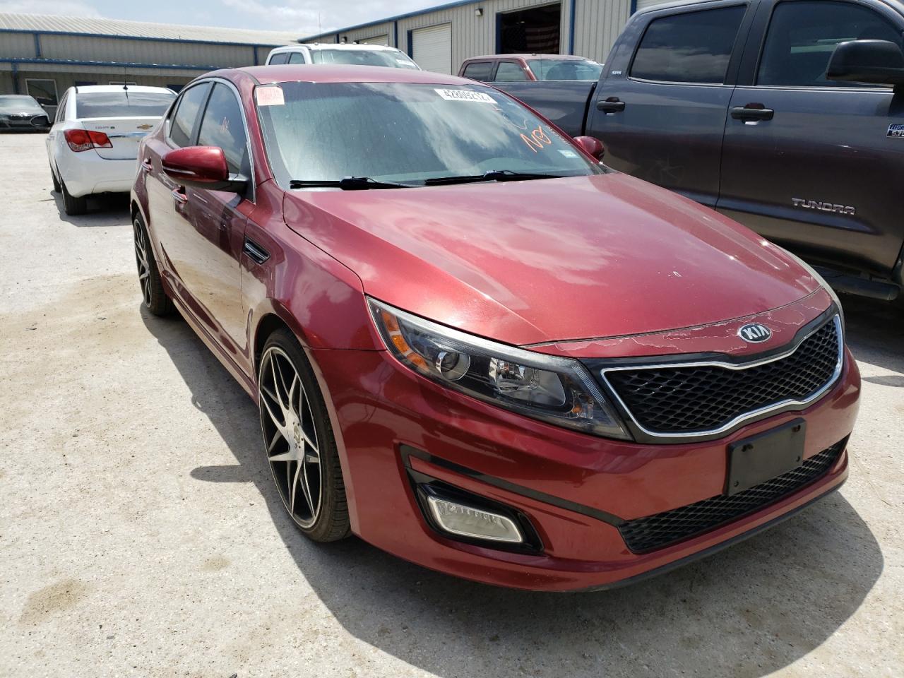 KIA OPTIMA LX 2015 with VIN 5XXGM4A70FG394659 - Photo from auction