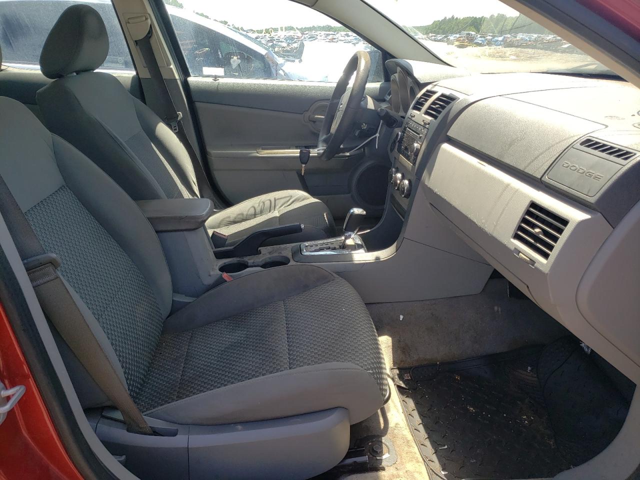 Photo 5 from auction – 2008 DODGE AVENGER SE with VIN 1B3LC46K98N154596