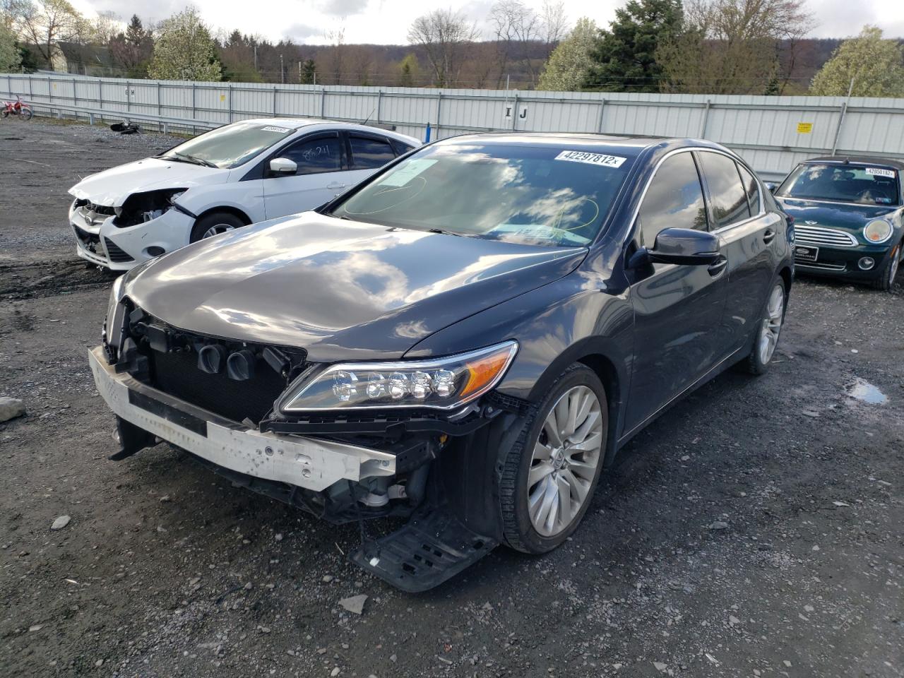 Photo 2 from auction – 2014 ACURA RLX ADVANC with VIN JH4KC1F9XEC003925