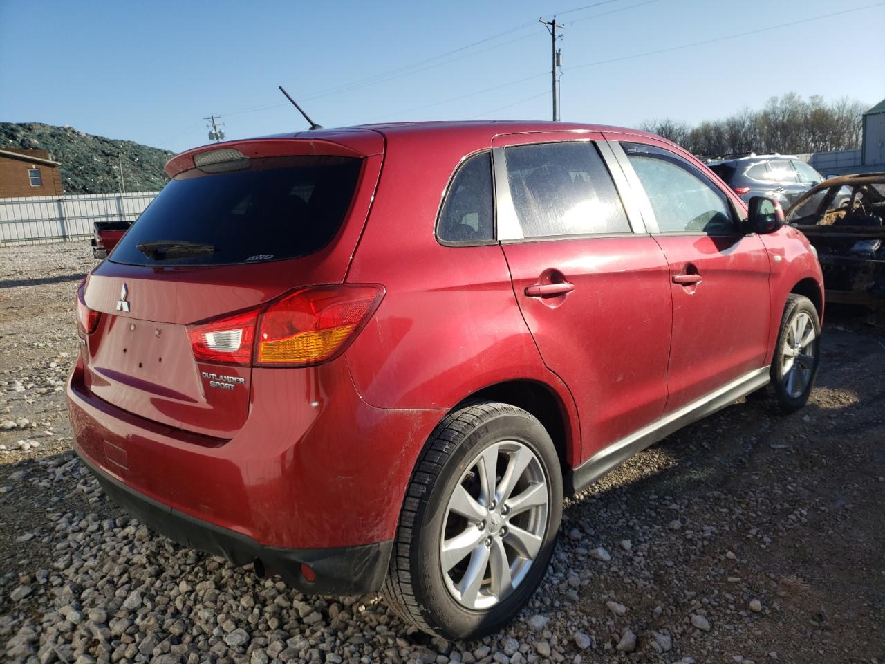 Photo 4 from auction – 2015 MITSUBISHI OUTLANDER with VIN 4A4AR3AU7FE032445