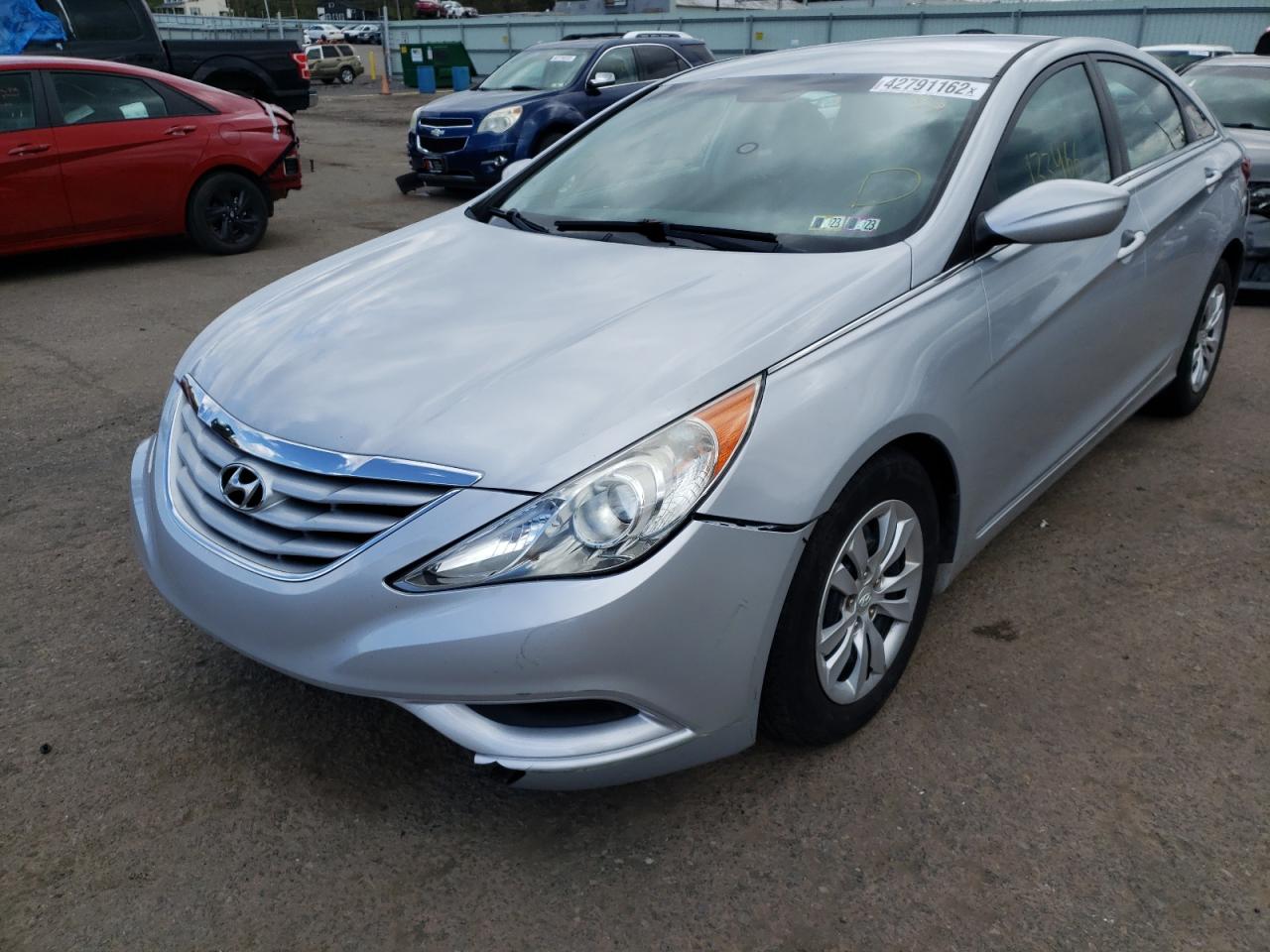 Photo 2 from auction – 2011 HYUNDAI SONATA GLS with VIN 5NPEB4AC3BH008115