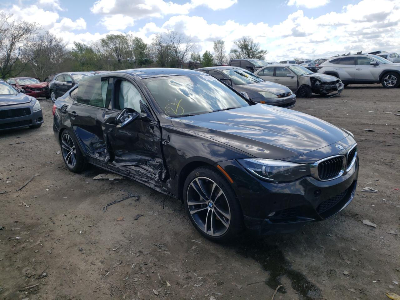 Photo 9 from auction – 2017 BMW 340 XIGT with VIN WBA8Y3C30HG450976