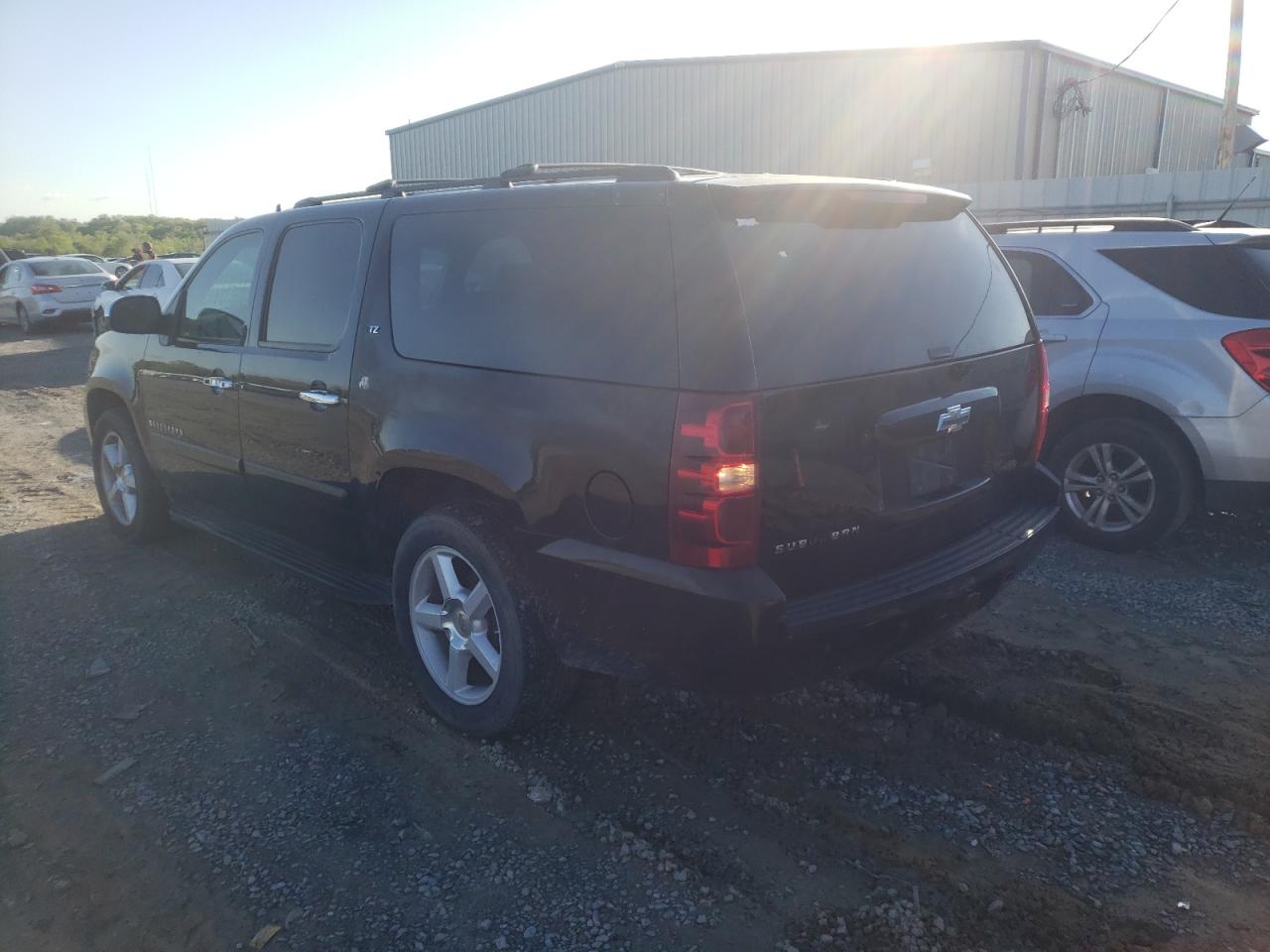 Photo 3 from auction – 2007 CHEVROLET SUBURBAN C with VIN 3GNFC16J87G320428