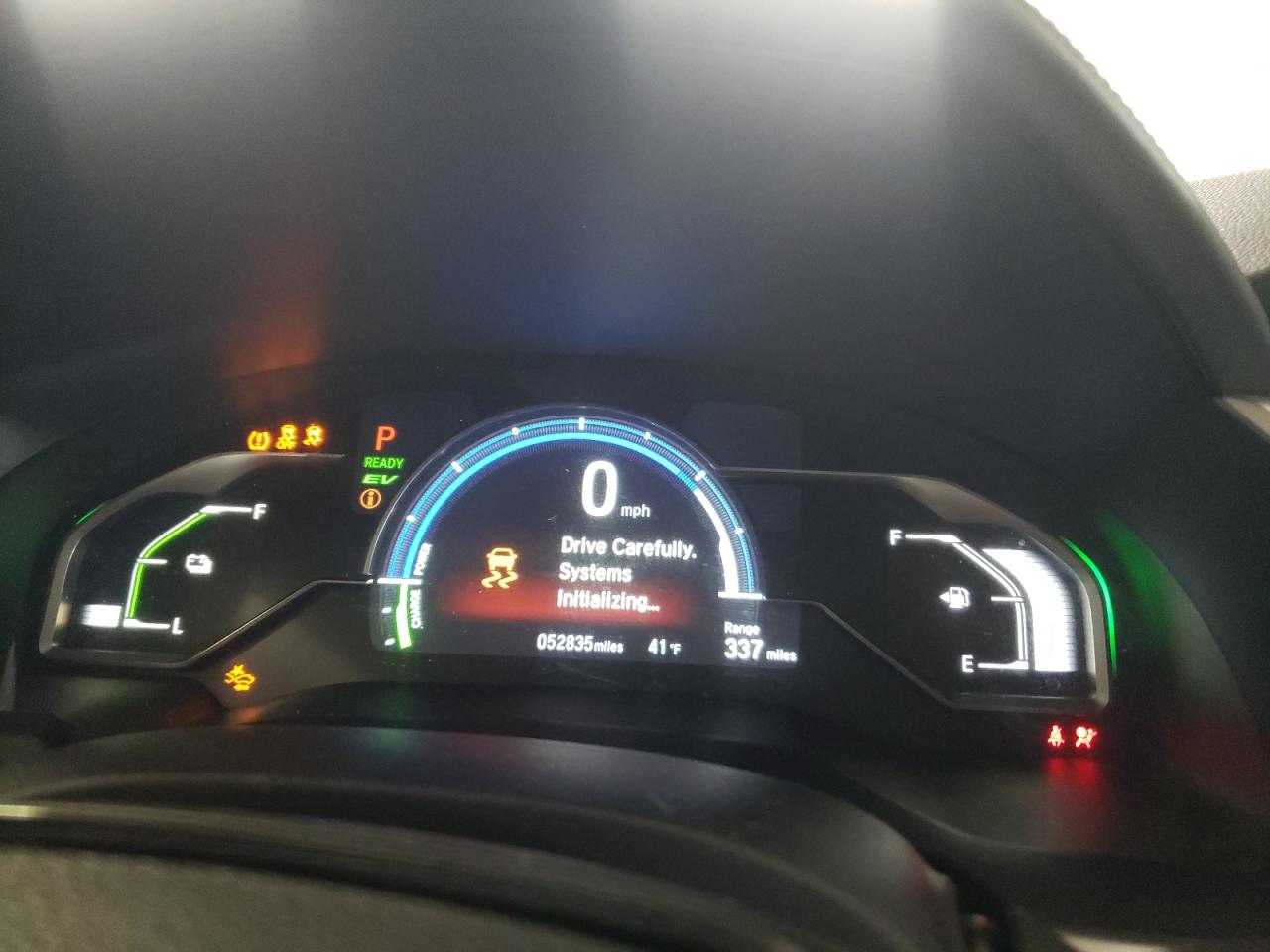 Photo 8 from auction – 2018 HONDA CLARITY with VIN JHMZC5F16JC010347
