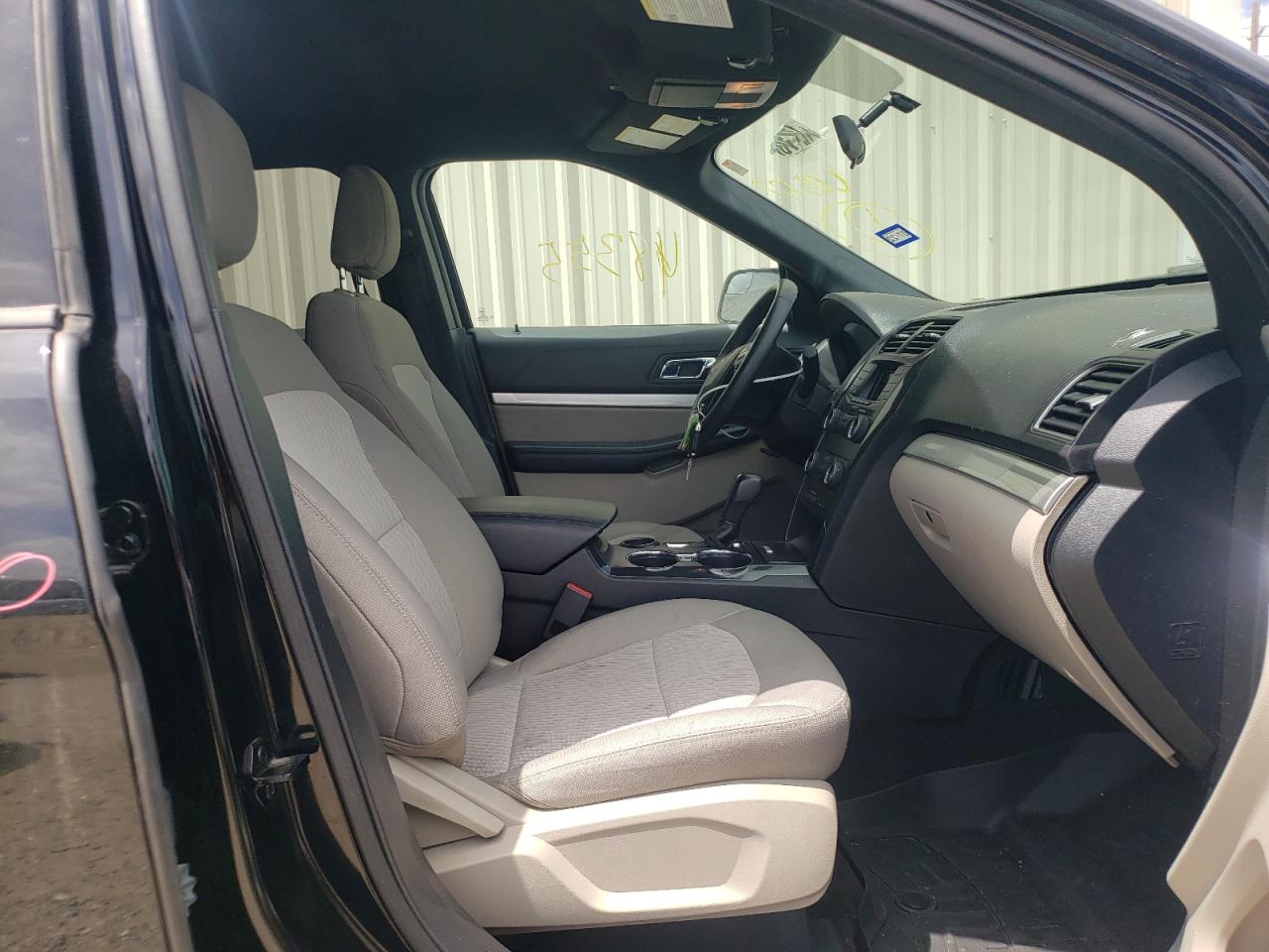 Photo 5 from auction – 2018 FORD EXPLORER with VIN 1FM5K7B80JGC05172