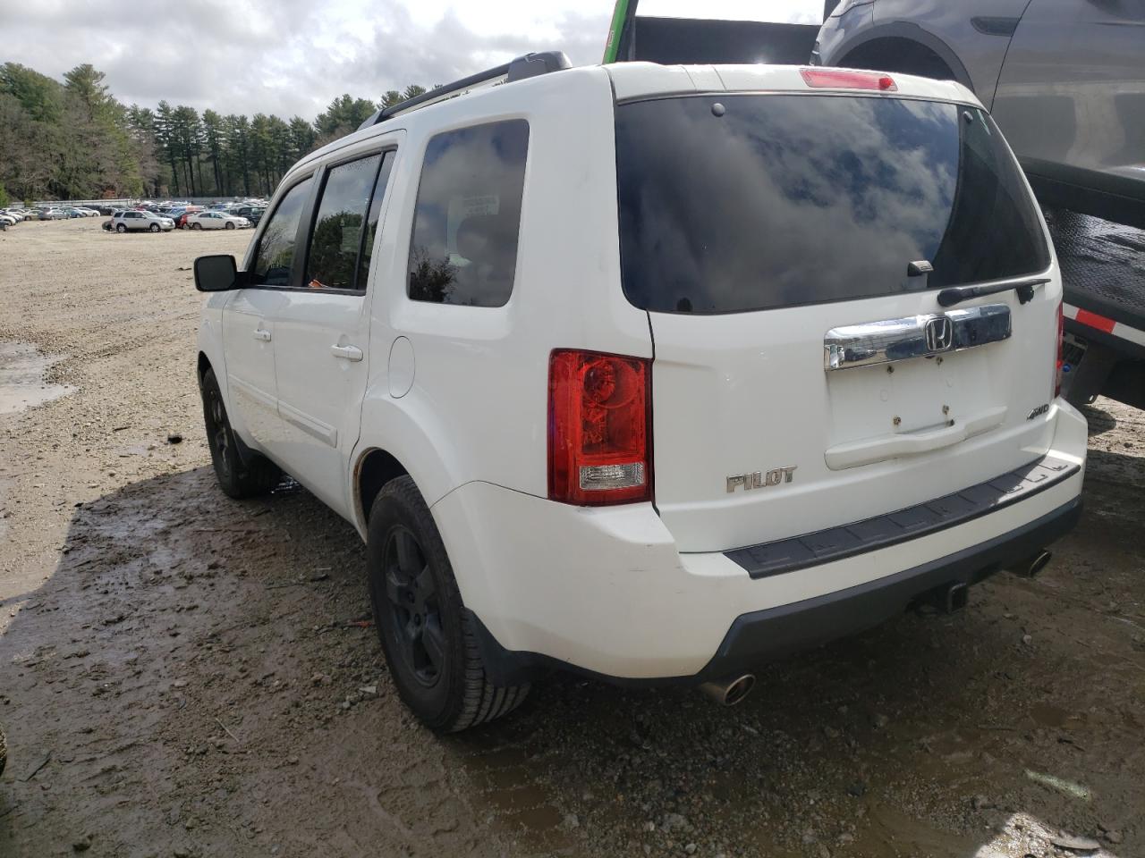 Photo 3 from auction – 2011 HONDA PILOT EXL with VIN 5FNYF4H58BB005931