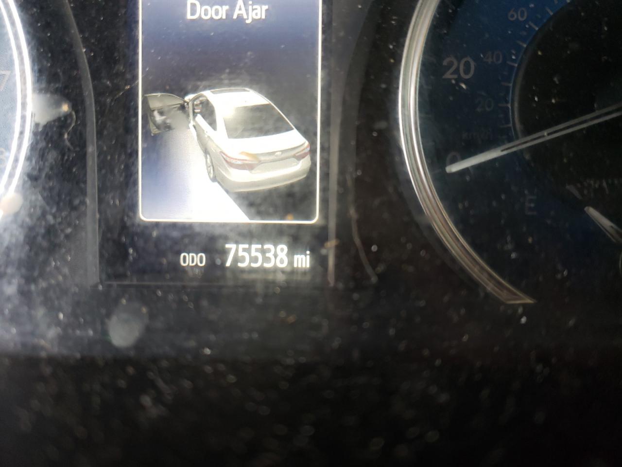 Photo 8 from auction – 2017 TOYOTA CAMRY LE with VIN 4T1BF1FKXHU702199