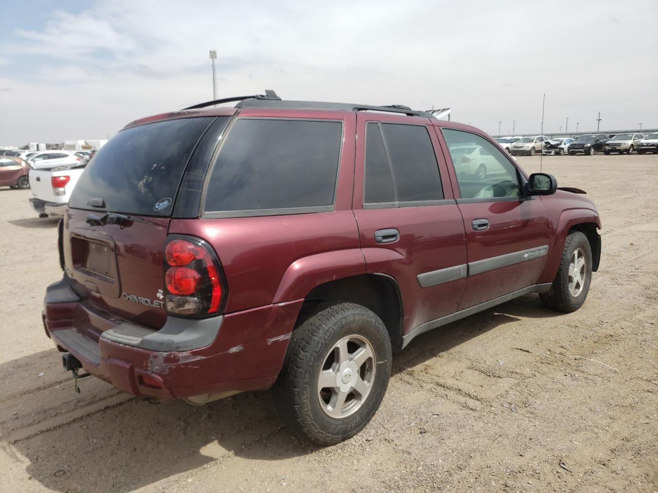 Photo 4 from auction – 2004 CHEVROLET TRAILBLAZE with VIN 1GNDT13S942261818