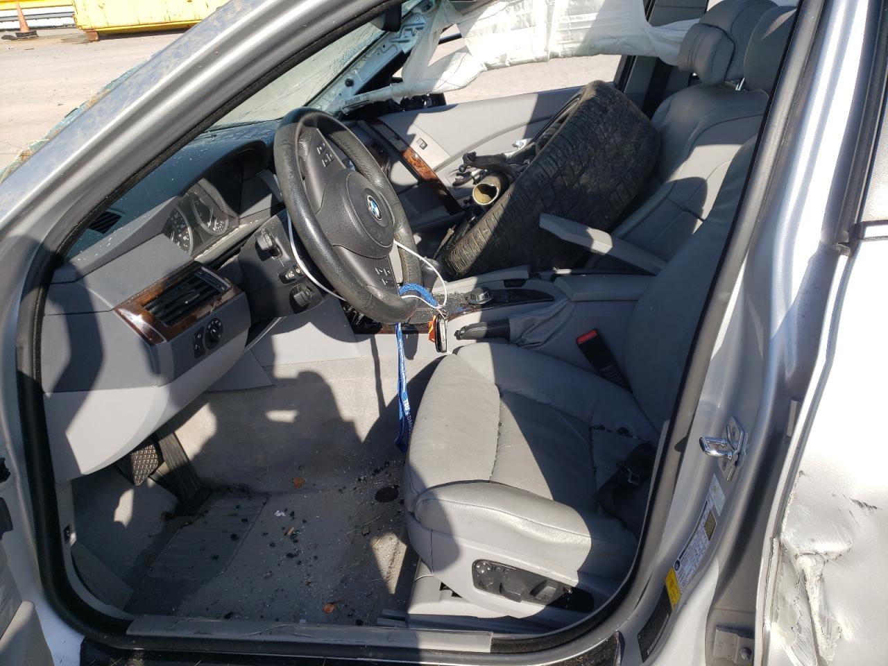 Photo 5 from auction – 2007 BMW 530 I with VIN WBANE73517B996864