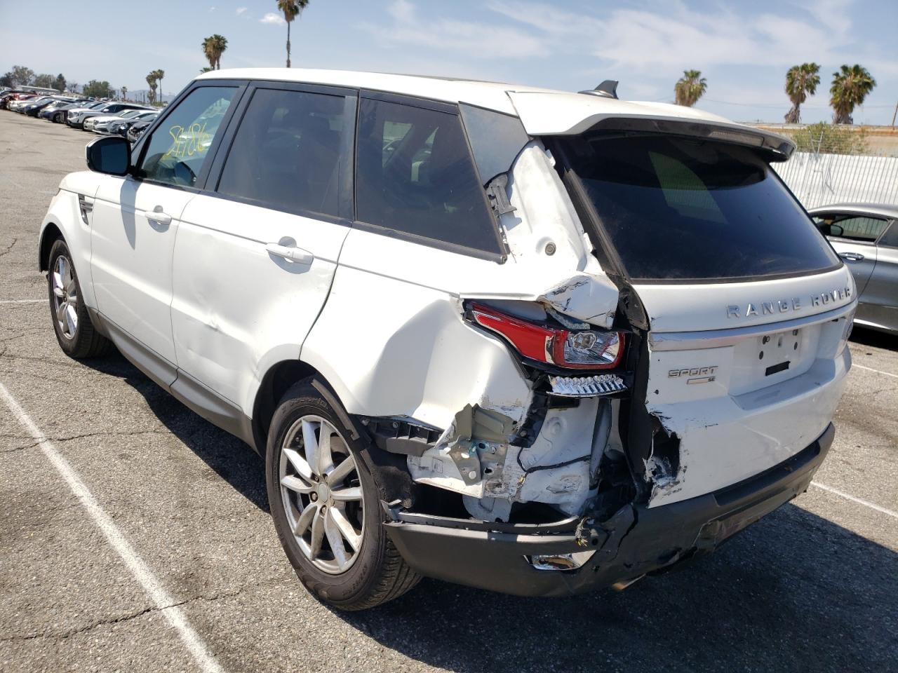 Photo 3 from auction – 2016 LAND ROVER RANGE ROVE with VIN SALWG2VF4GA647464
