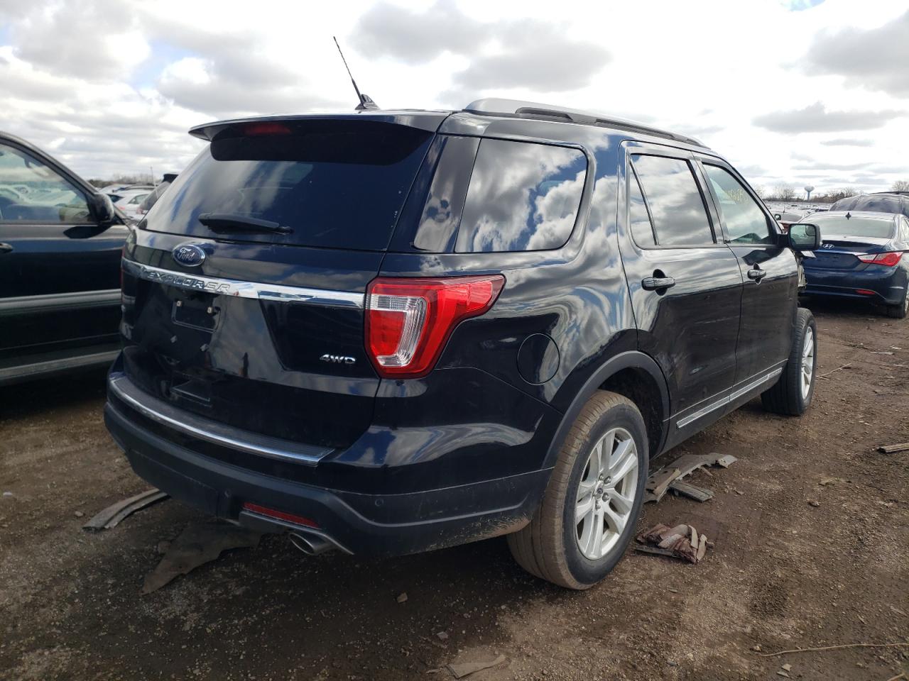 Photo 4 from auction – 2018 FORD EXPLORER X with VIN 1FM5K8D87JGA41034
