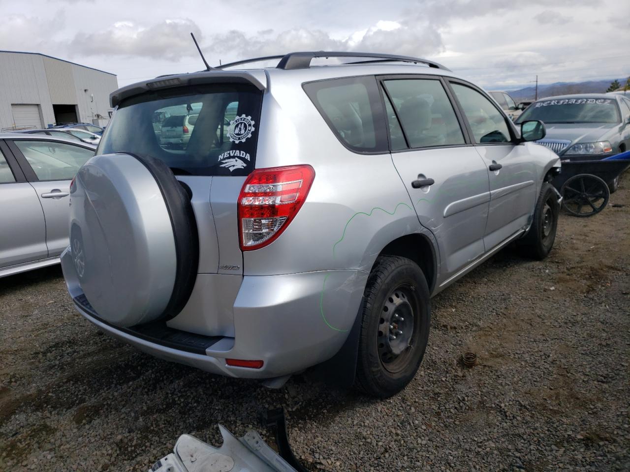 Photo 4 from auction – 2009 TOYOTA RAV4 with VIN JTMBF33V09D003826