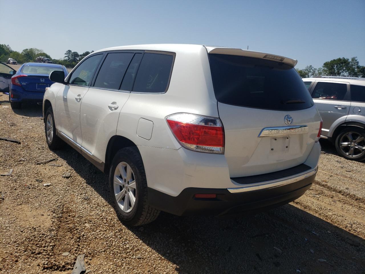 Photo 3 from auction – 2013 TOYOTA HIGHLANDER with VIN 5TDZA3EH7DS041703