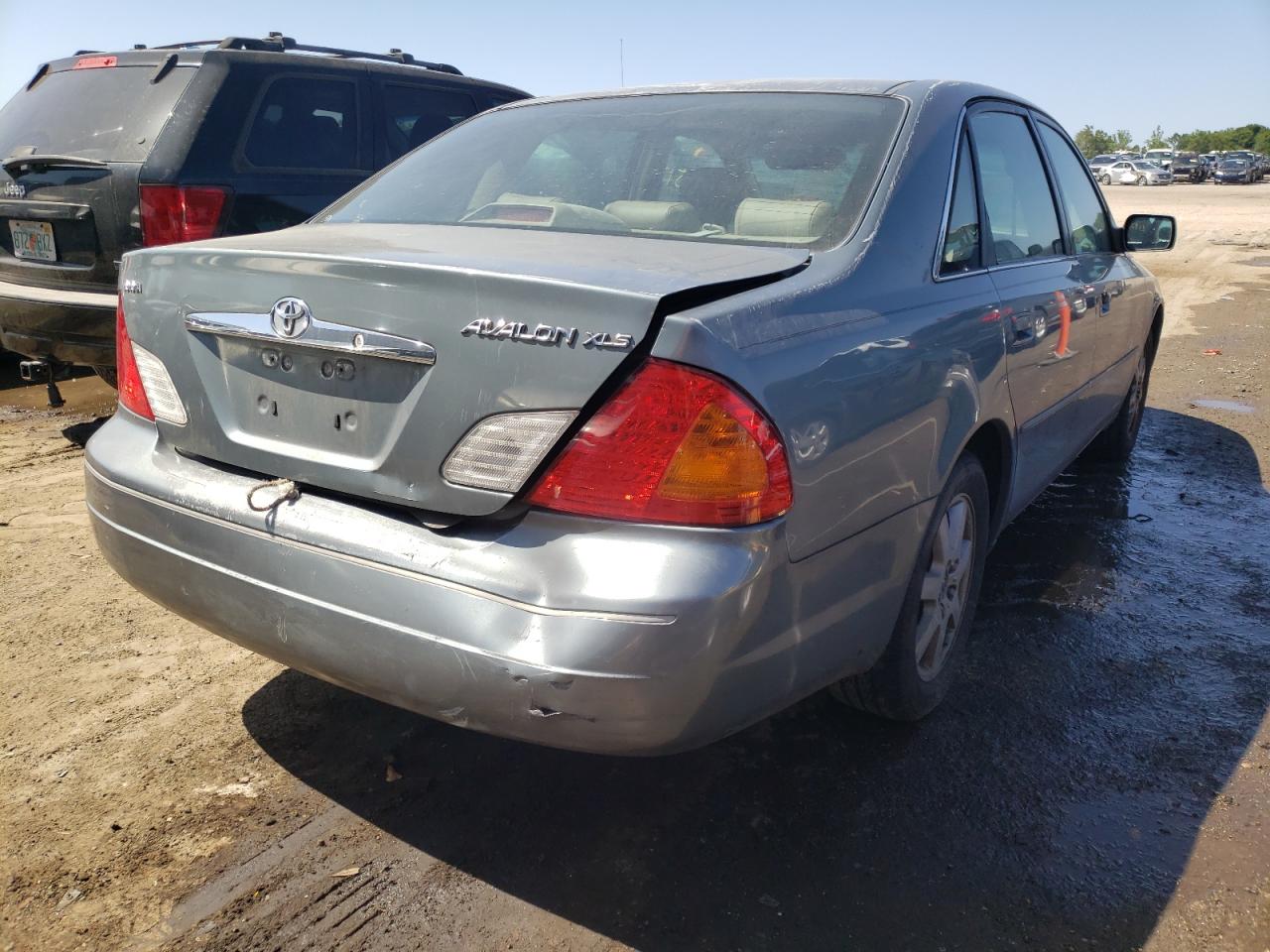 Photo 4 from auction – 2002 TOYOTA AVALON XL with VIN 4T1BF28B92U254919
