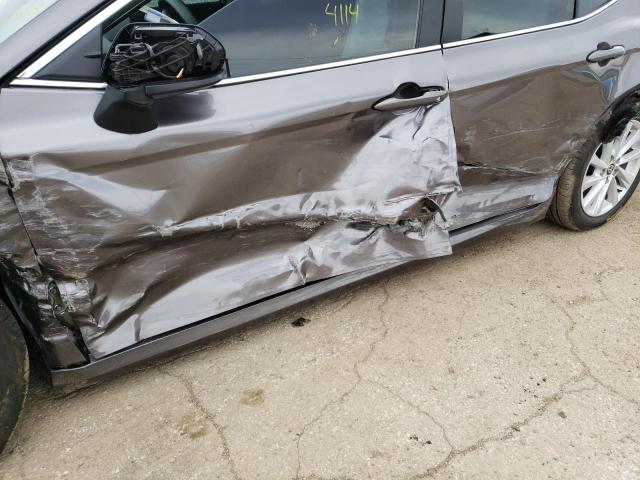 Photo 9 from auction – 2022 TOYOTA CAMRY LE with VIN 4T1C11BK2NU054149