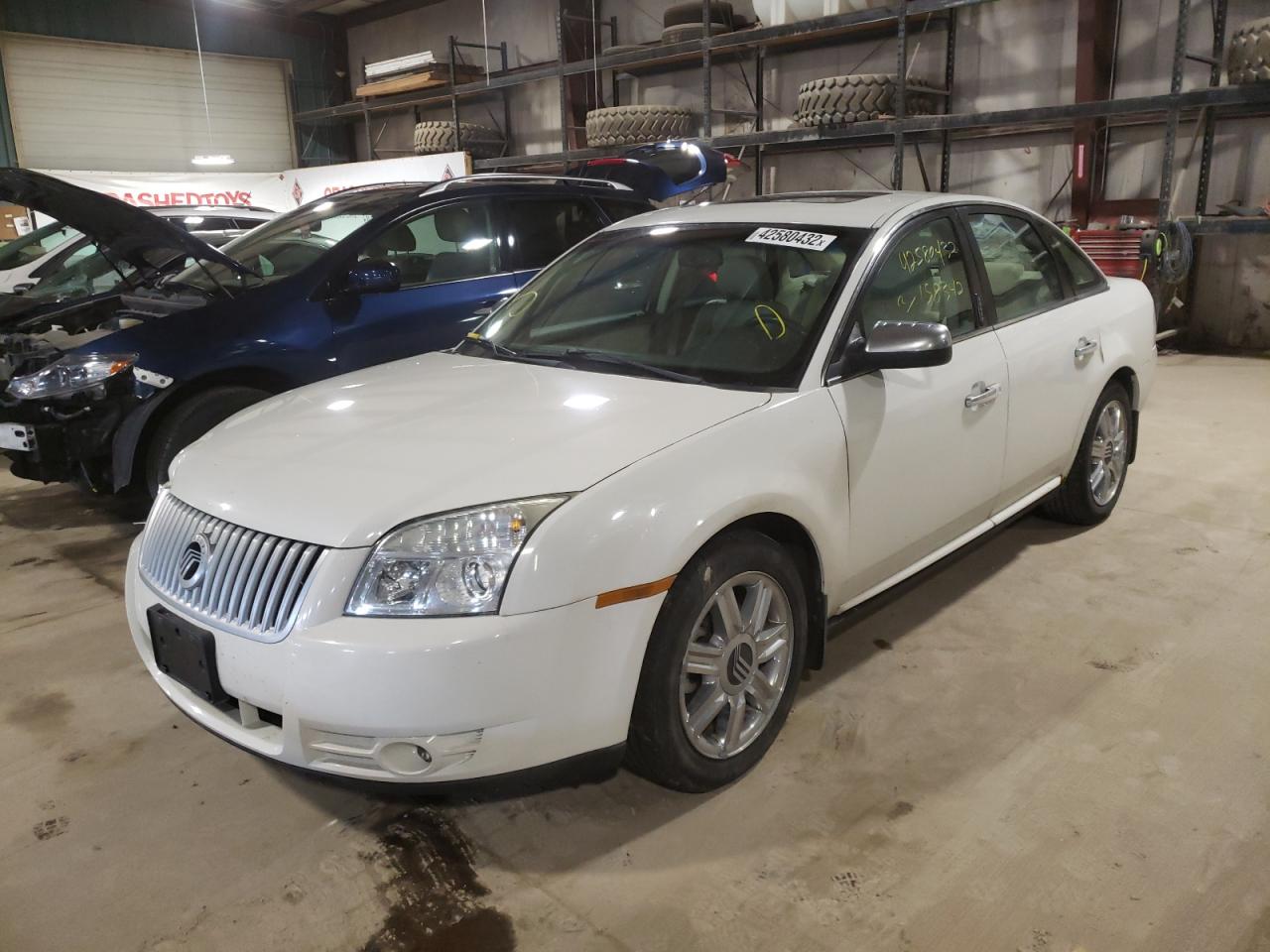 Photo 2 from auction – 2009 MERCURY SABLE PREM with VIN 1MEHM42W69G628129