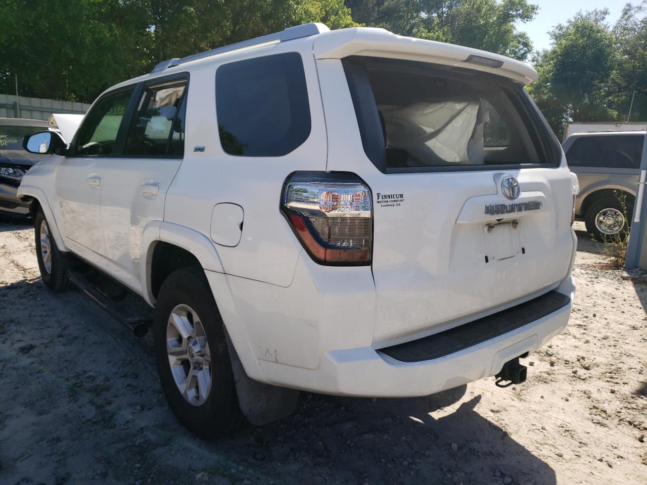 Photo 3 from auction – 2018 TOYOTA 4RUNNER SR with VIN JTEZU5JR5J5169209
