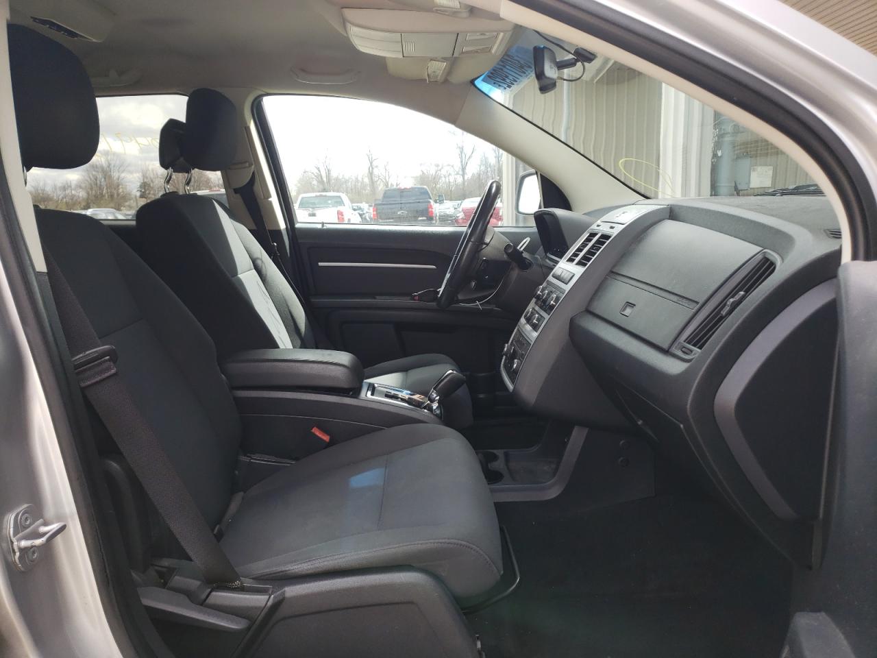 Photo 5 from auction – 2010 DODGE JOURNEY SX with VIN 3D4PG5FV6AT168968
