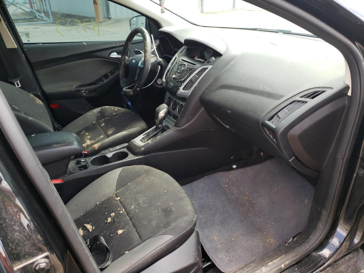 Photo 5 from auction – 2014 FORD FOCUS SE with VIN 1FADP3F24EL329514