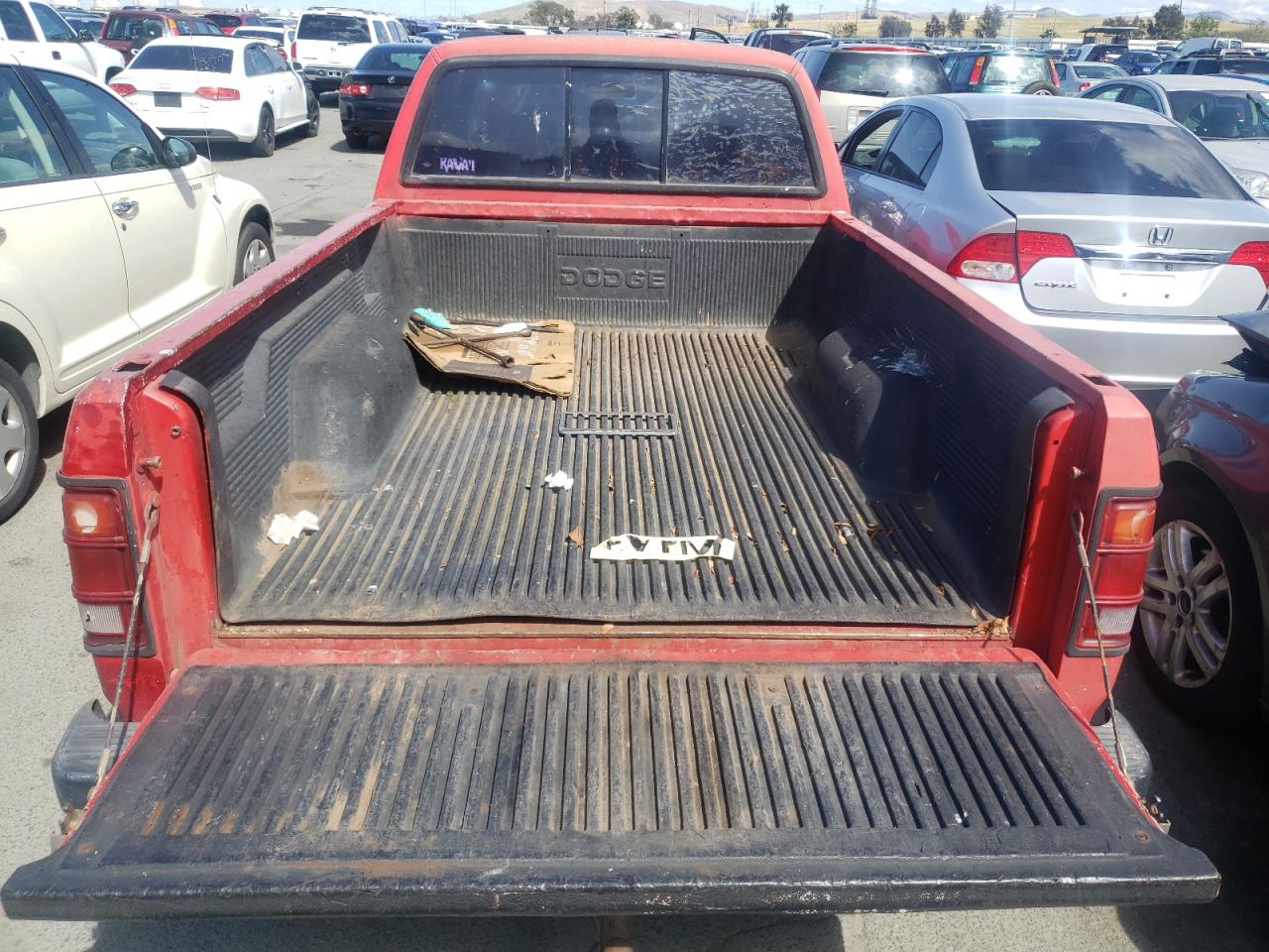 Photo 6 from auction – 1996 DODGE DAKOTA with VIN 1B7GL23X6TS568594