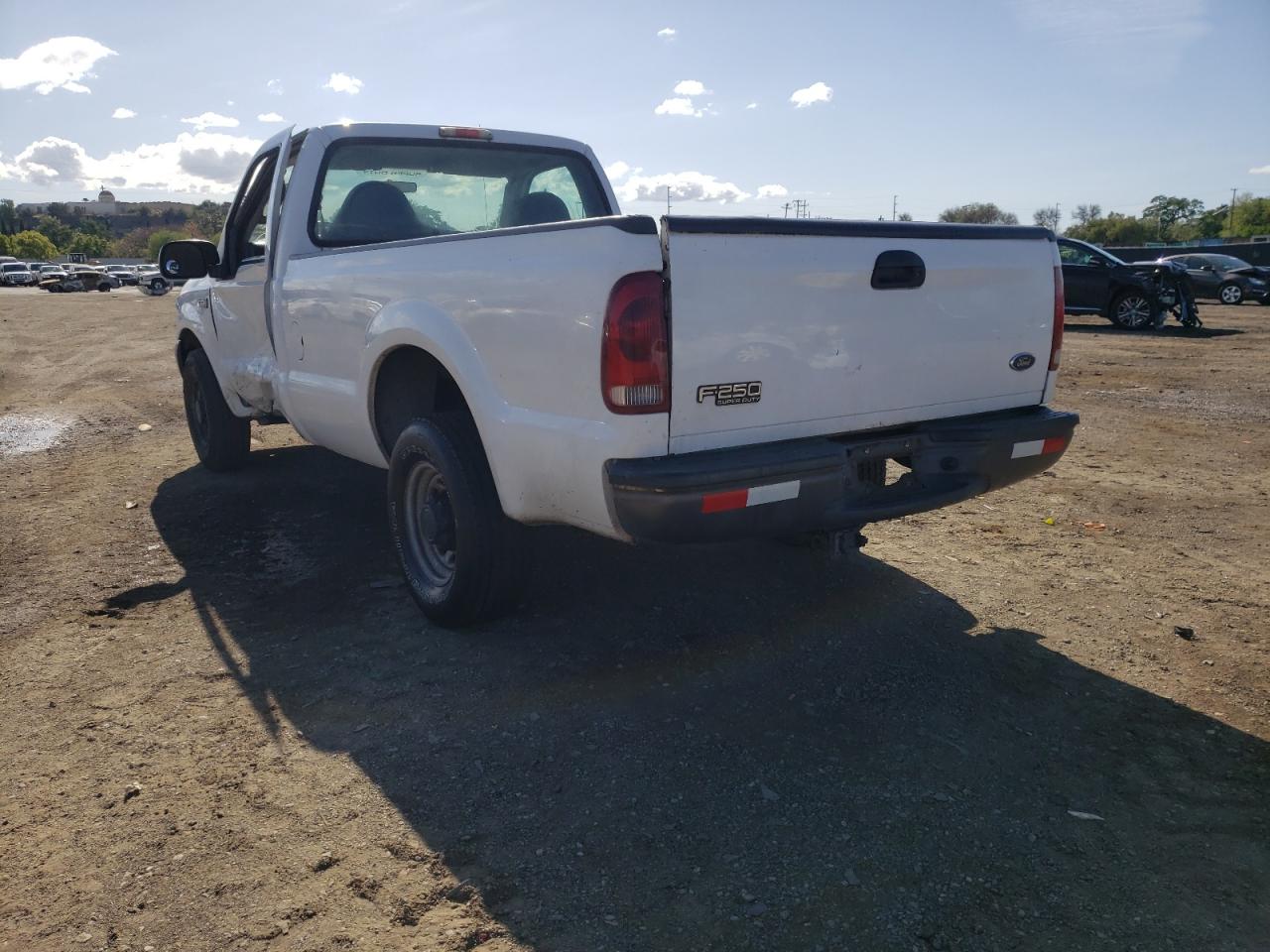 Zdjęcie 3 z aukcji – 2004 FORD F250 SUPER z VIN 1FTNF20L34EB37968