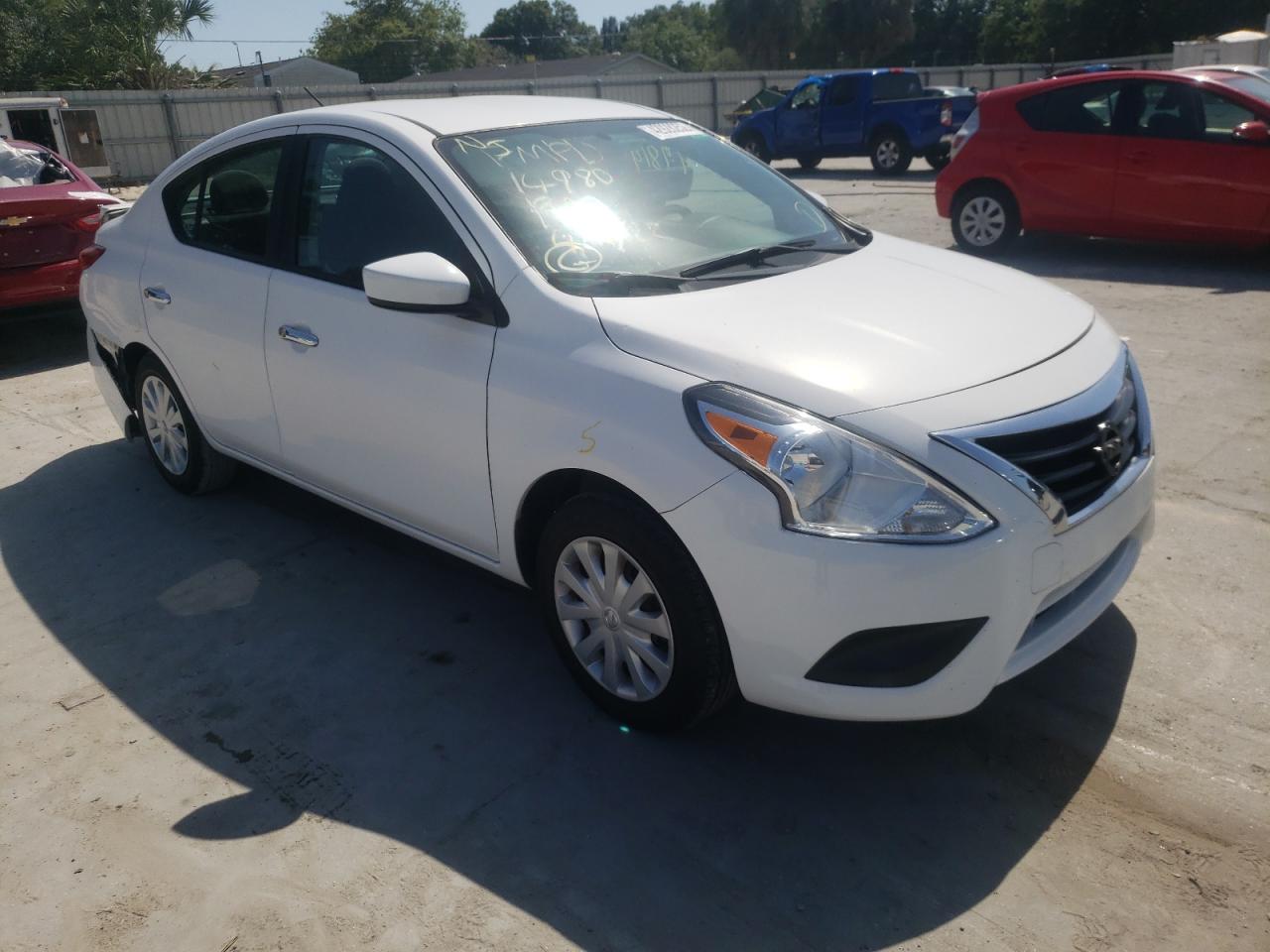 NISSAN VERSA S 2017 with VIN 3N1CN7AP3HL815166 - Photo from auction