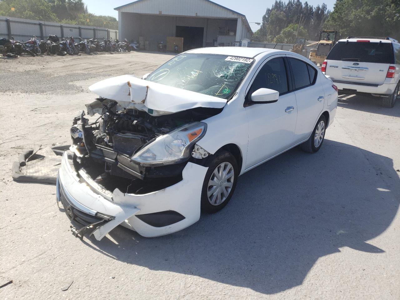 Photo 2 from auction – 2017 NISSAN VERSA S with VIN 3N1CN7AP6HK422509