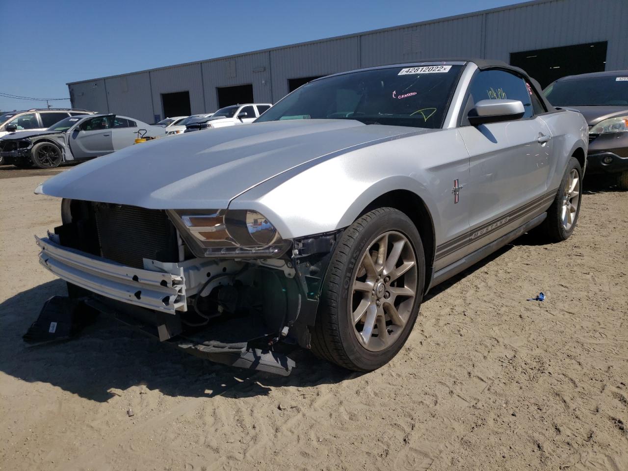 Photo 2 from auction – 2011 FORD MUSTANG with VIN 1ZVBP8EM4B5131644