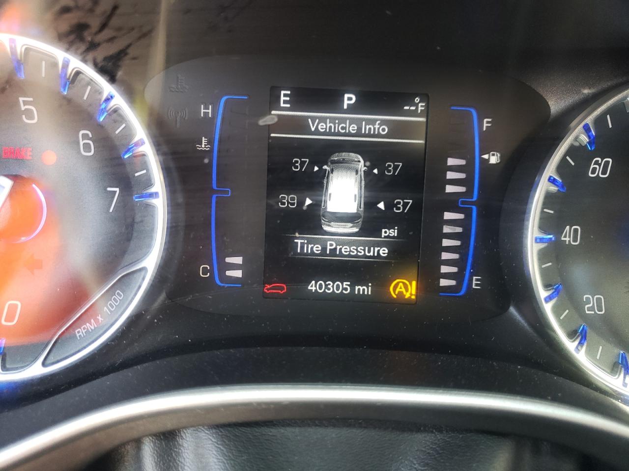صورة رقم 8 من المزاد - 2020 CHRYSLER PACIFICA T مع VIN 2C4RC1BG2LR205005