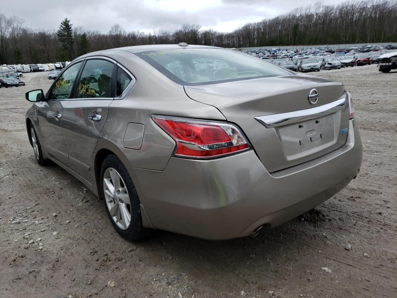 Photo 3 from auction – 2015 NISSAN ALTIMA 2.5 with VIN 1N4AL3AP3FC105038