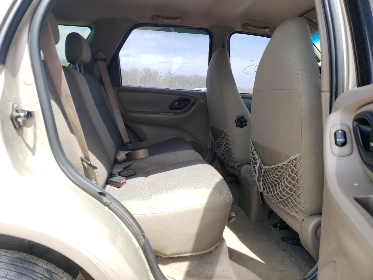 Photo 6 from auction – 2001 FORD ESCAPE XLS with VIN 1FMYU01141KA95663