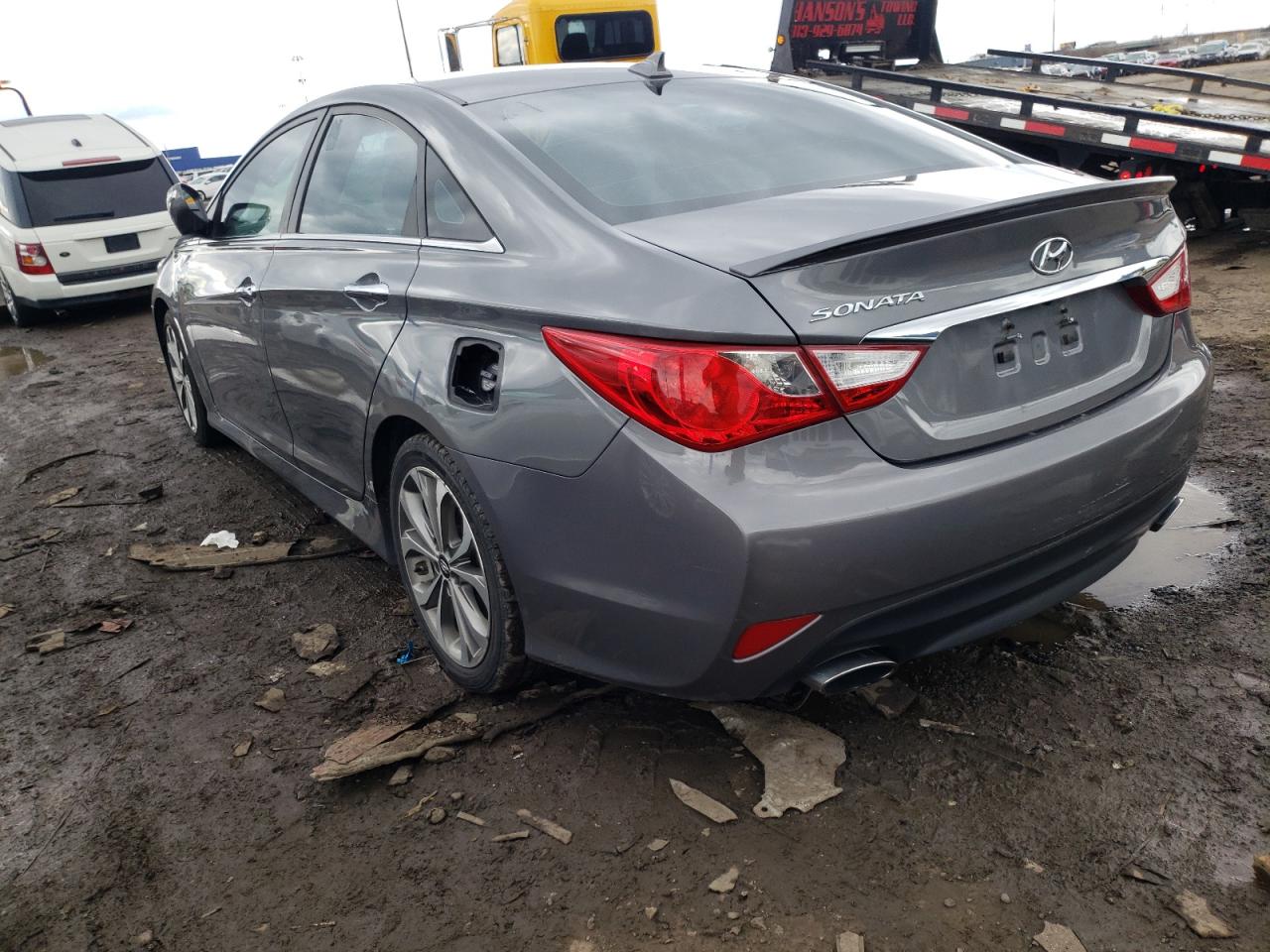 Photo 3 from auction – 2014 HYUNDAI SONATA SE with VIN 5NPEC4AC5EH825491