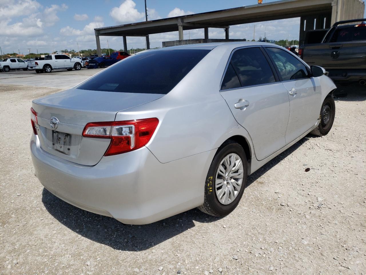 Photo 4 from auction – 2014 TOYOTA CAMRY L with VIN 4T1BF1FK8EU858317