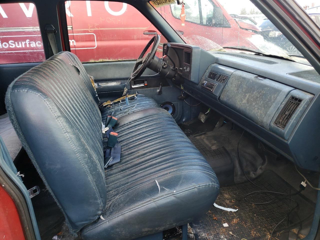 Photo 5 from auction – 1990 CHEVROLET GMT-400 C1 with VIN 2GCEC19K6L1214118