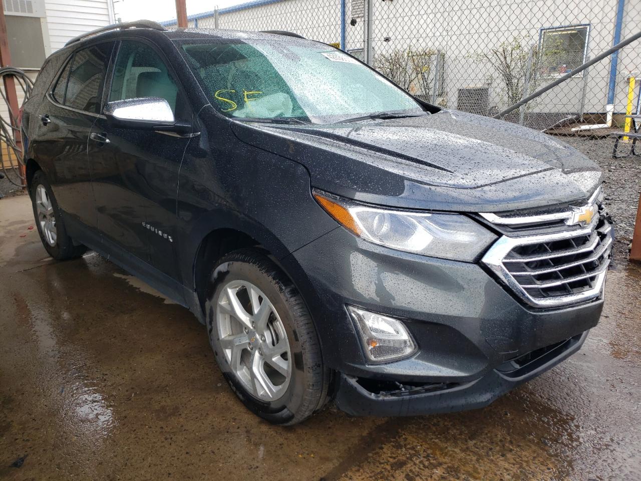 CHEVROLET EQUINOX PR 2018 with VIN 2GNAXVEV2J6236747 - Photo from auction