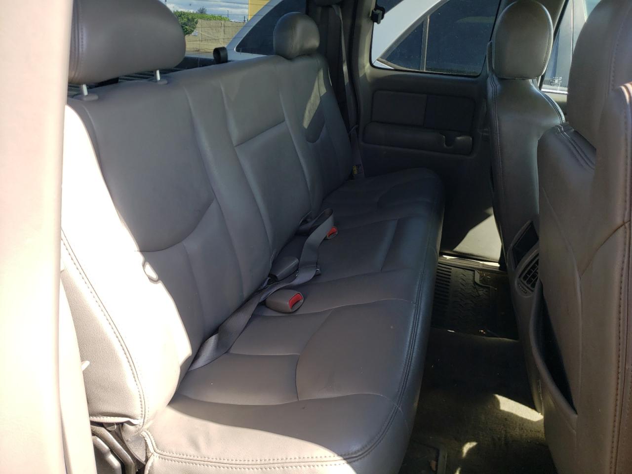 Photo 6 from auction – 2004 GMC NEW SIERRA with VIN 2GTEC19T741297990