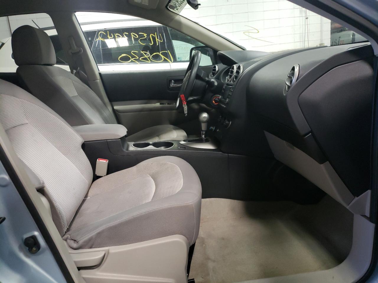 Photo 5 from auction – 2012 NISSAN ROGUE S with VIN JN8AS5MV7CW390781