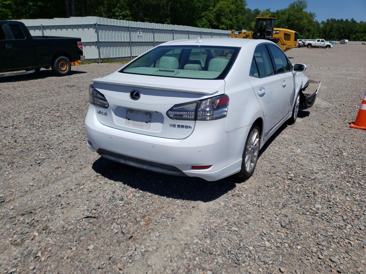Photo 4 from auction – 2010 LEXUS HS 250H with VIN JTHBB1BA0A2006805