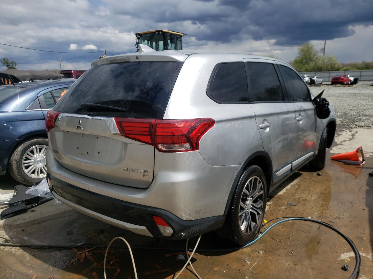 Photo 4 from auction – 2018 MITSUBISHI OUTLANDER with VIN JA4AD3A32JZ011768