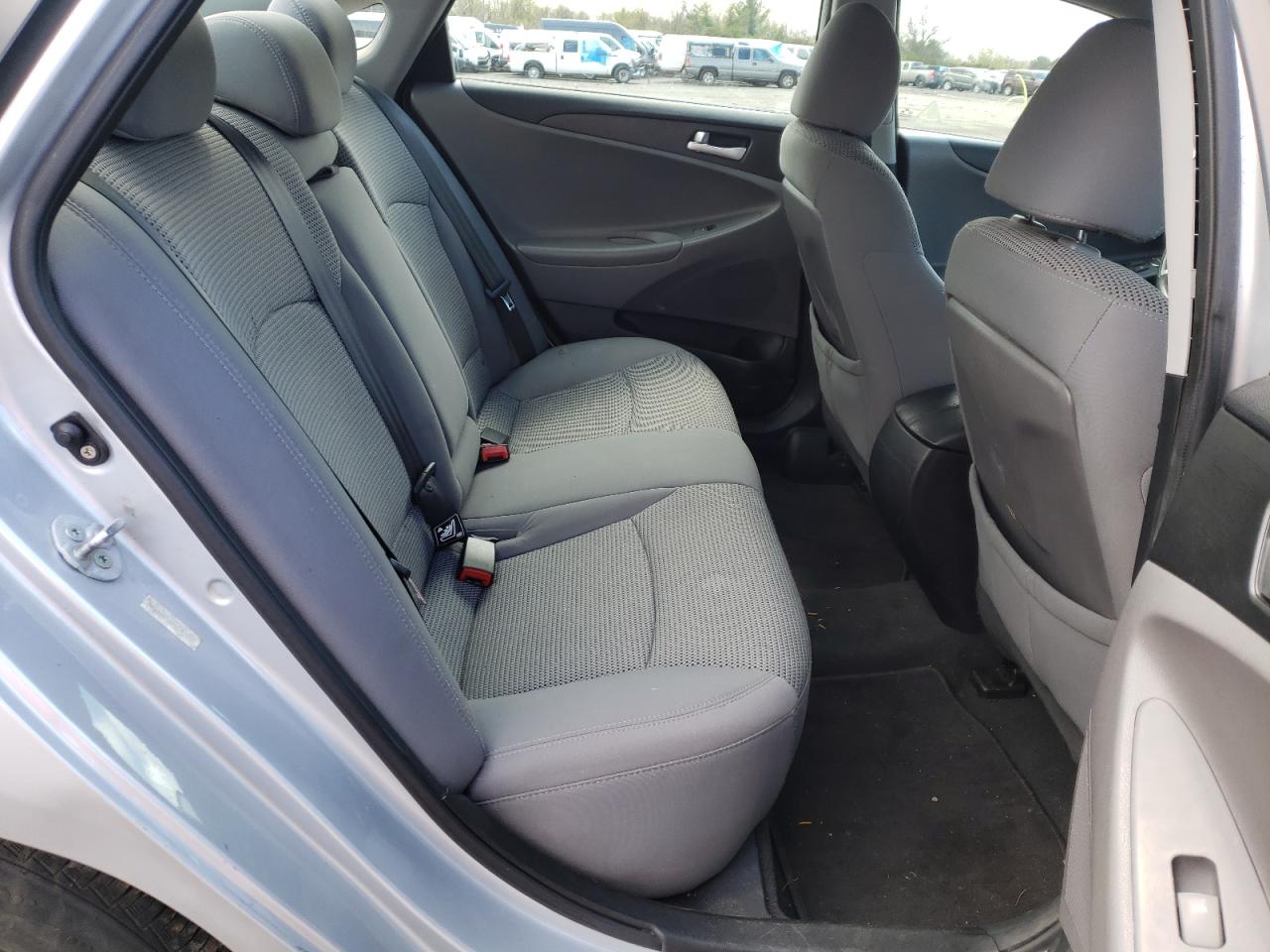 Photo 6 from auction – 2011 HYUNDAI SONATA GLS with VIN 5NPEB4AC3BH008115