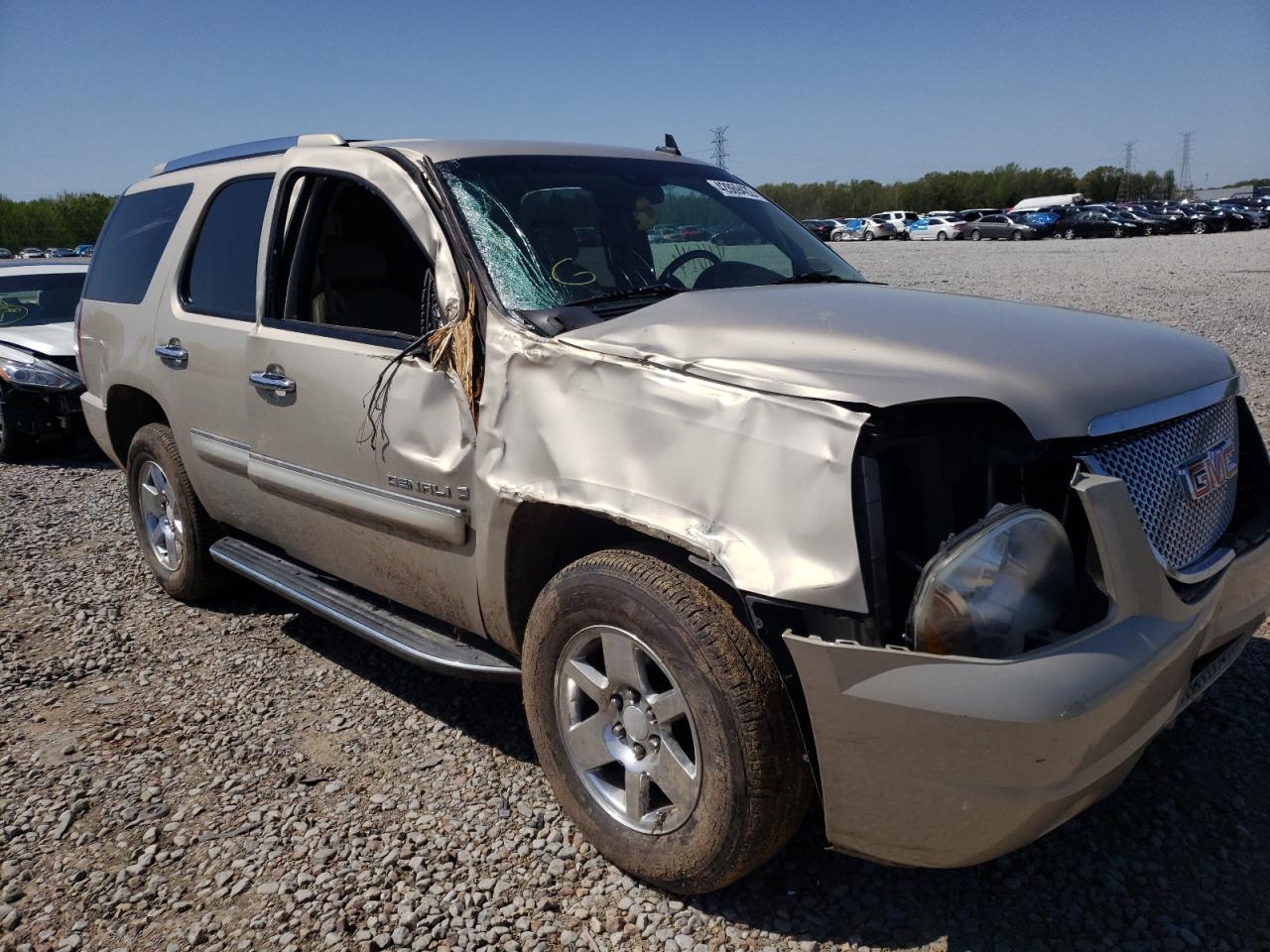 Photo 9 from auction – 2008 GMC YUKON DENA with VIN 1GKFK63808J229006