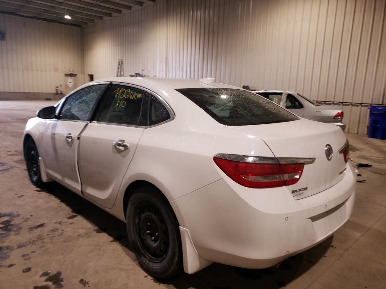 صورة رقم 3 من المزاد - 2015 BUICK VERANO مع VIN 1G4PS5SK9F4218455