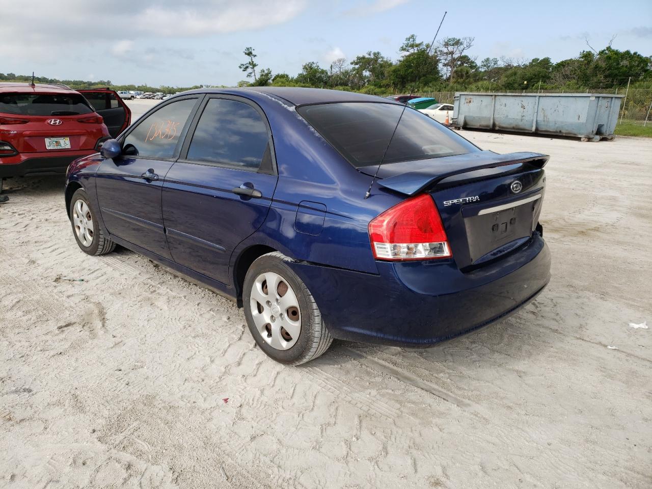 Zdjęcie 3 z aukcji – 2009 KIA SPECTRA EX z VIN KNAFE221995626463