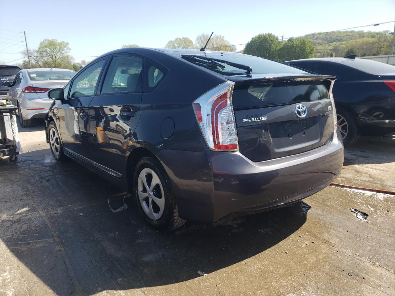 Photo 3 from auction – 2012 TOYOTA PRIUS with VIN JTDKN3DU5C1535459