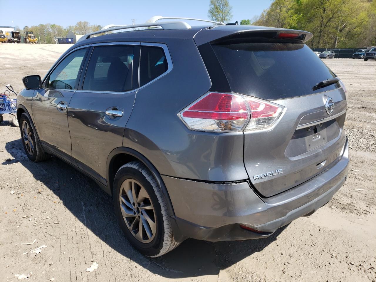 Photo 3 from auction – 2015 NISSAN ROGUE S with VIN 5N1AT2MT0FC897044