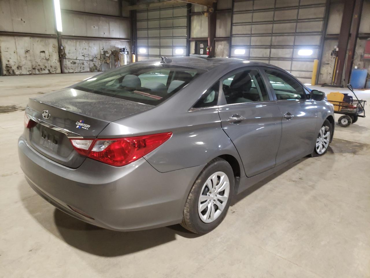 Photo 4 from auction – 2012 HYUNDAI SONATA GLS with VIN 5NPEB4AC4CH501030