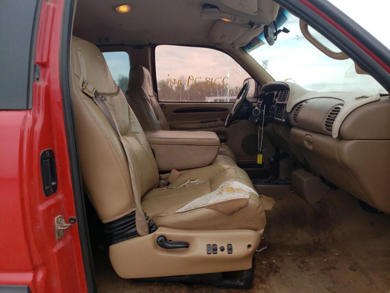 Photo 5 from auction – 2001 DODGE RAM 1500 with VIN 1B7HF13Z31J253410