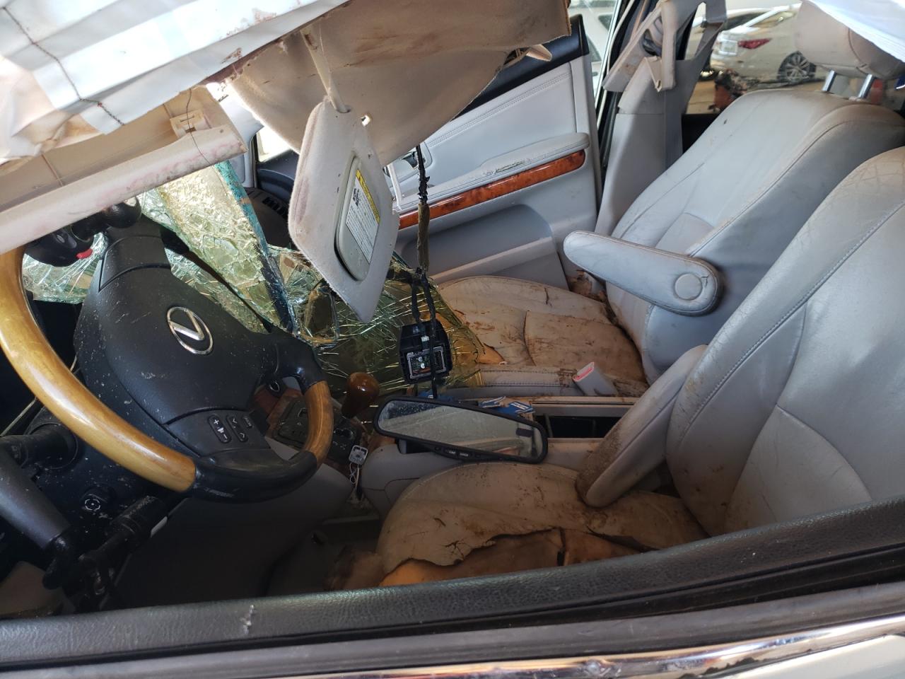 Photo 5 from auction – 2004 LEXUS RX 330 with VIN 2T2GA31U04C017788