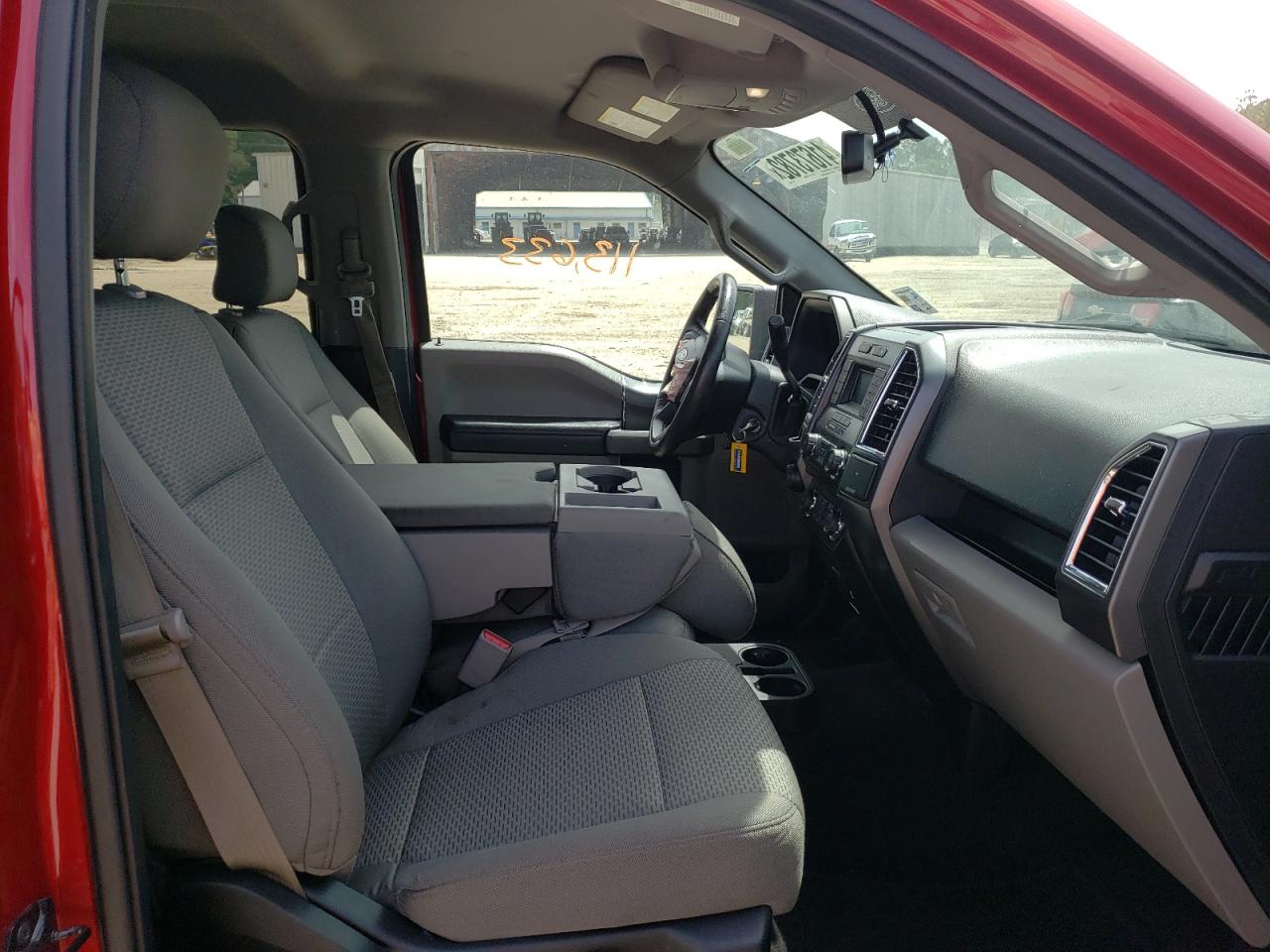 Photo 5 from auction – 2016 FORD F150 SUPER with VIN 1FTEW1CP0GKD15219